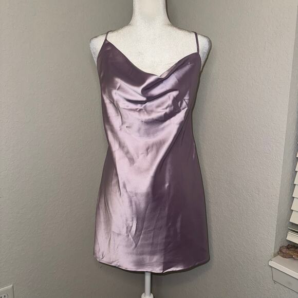 Forever 21 Dresses & Skirts - Forever 21 Lilac Lavender Mini Slip Dress Satin Like Women's Size Large Cocktail